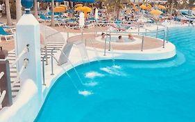 Wonderland With The Best Swimming Pool In Park S III